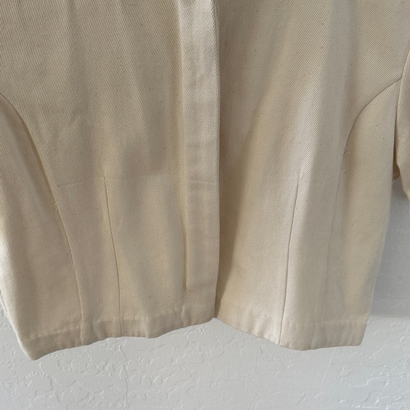 Maria Stanley Button Down Cream cropped Shirt - Picture 3 of 4
